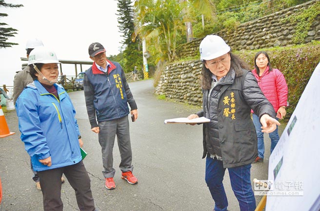 吉安枫林步道 整修路面护栏